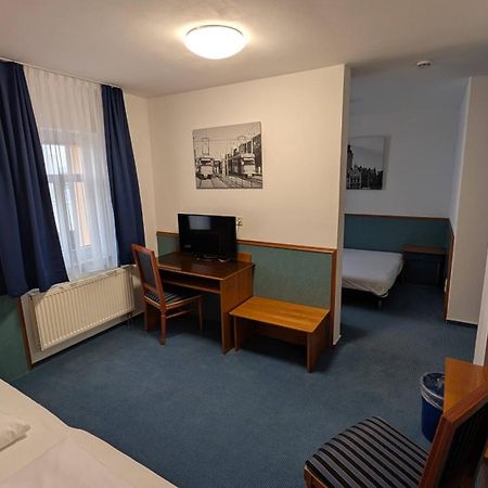 Hotel Am Bayrischen Platz Лайпциг Екстериор снимка